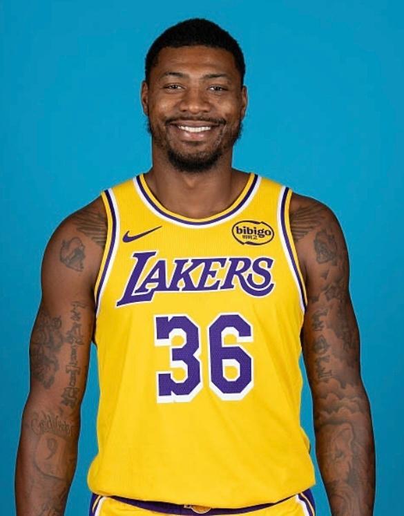 乐鱼体育APP-NBA罚单：斯马特质疑裁判公正性罚3.5万 肯纳德不当言论罚2.5万